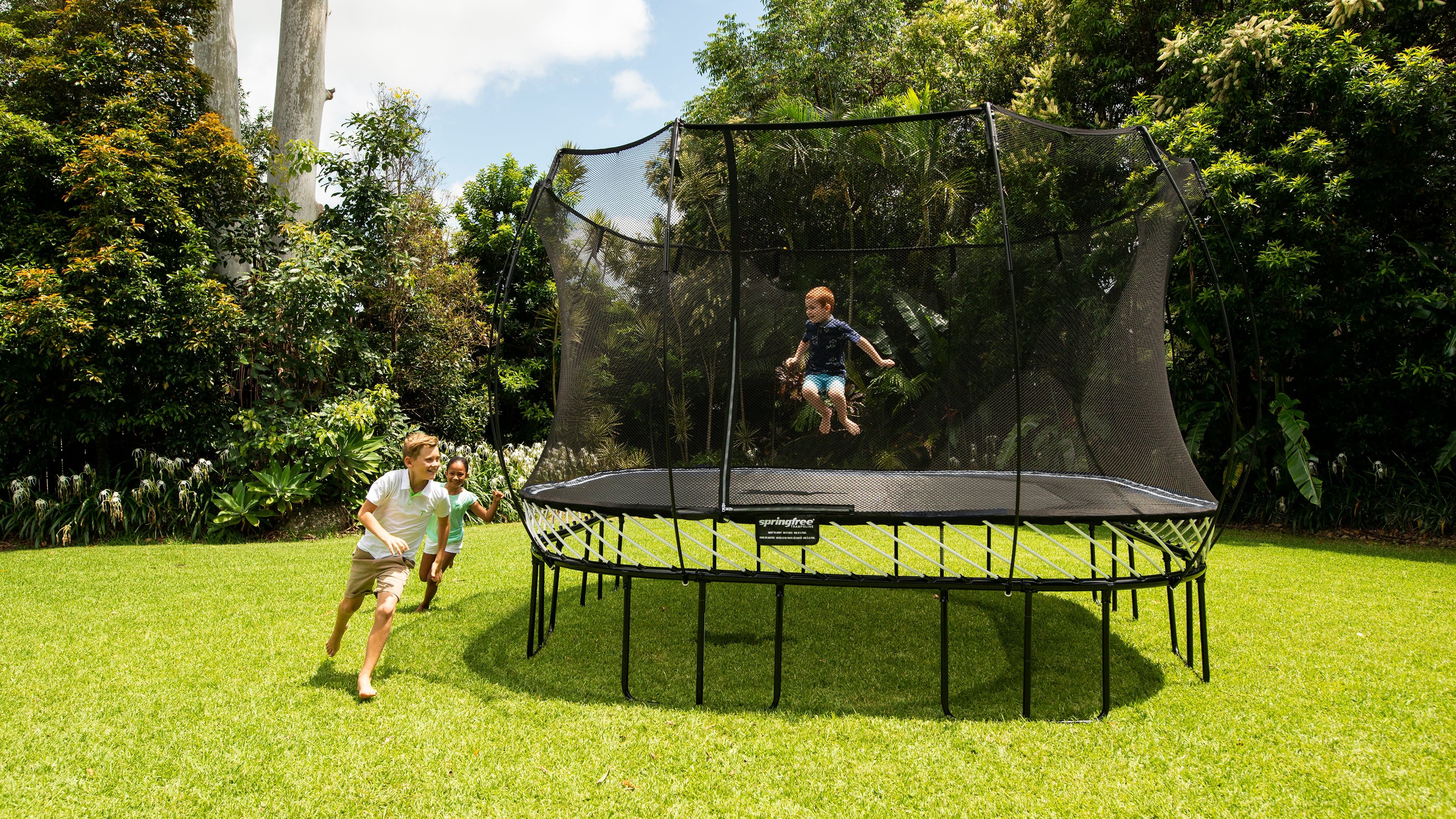 Trampoline carré géant 