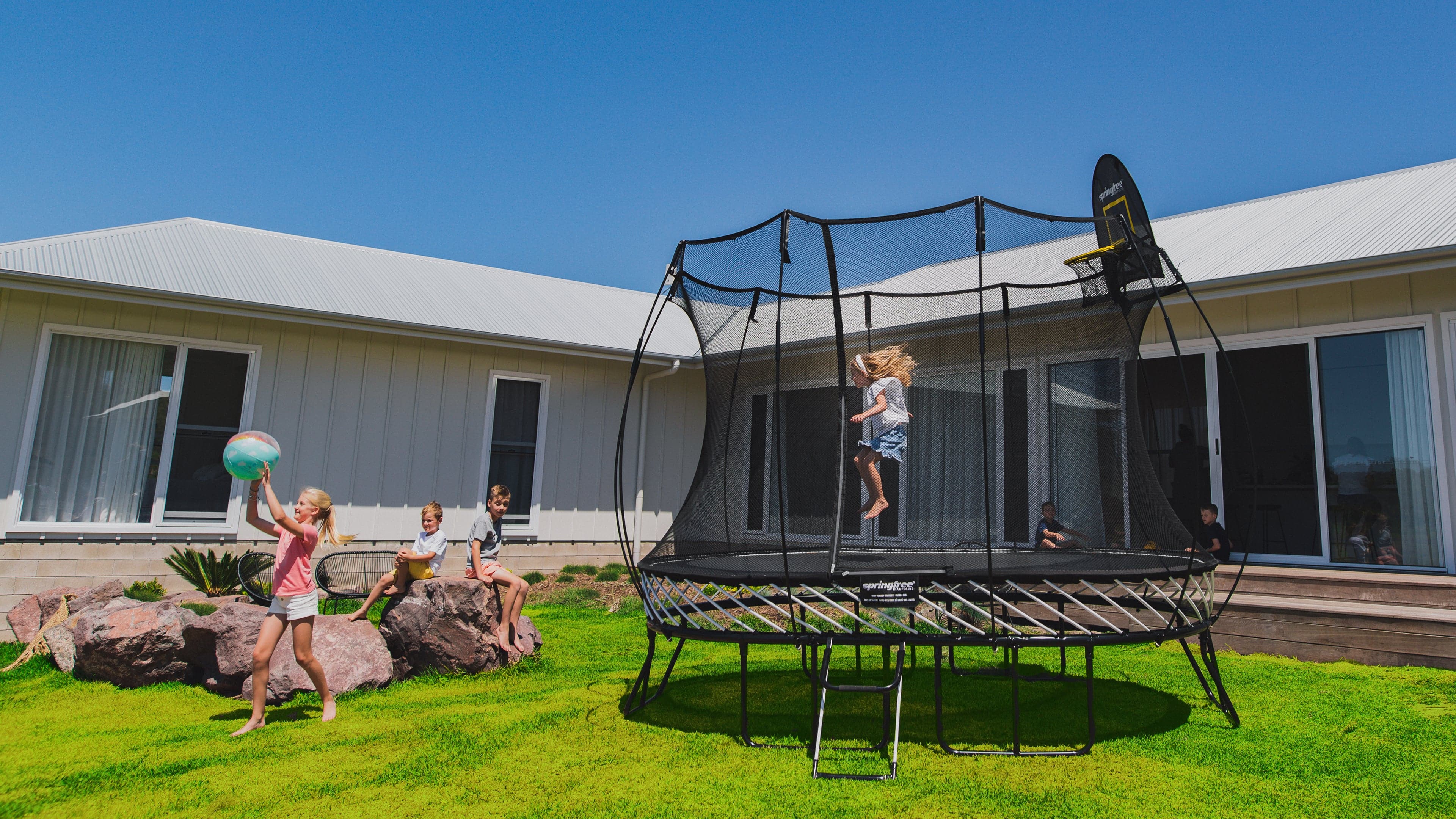 Medium Oval Trampoline O77